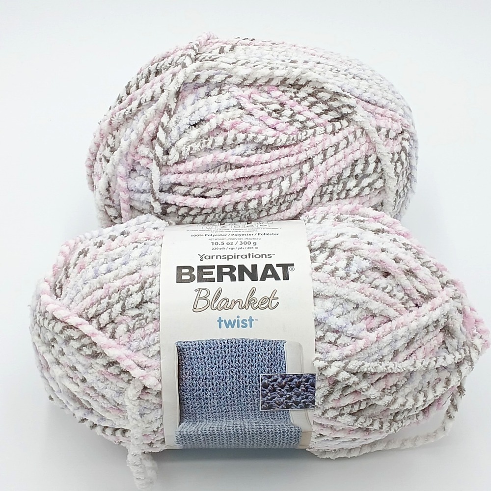 BERNAT Lilac Grove Super Bulky Blanket Twist Yarn - 10.5 oz 220 Yds - 2 Skeins